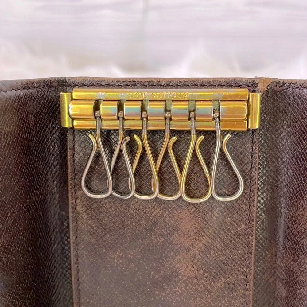 Louis‎ Vuitton Damier Ebene 6 Key Holder - Picture 6 of 12